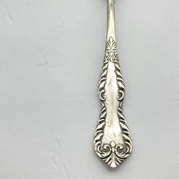Vintage Holmes & Edwards XIV Serving Meat Fork Silver plate Ornate 7 5/8” Patina - Picture 2 of 8